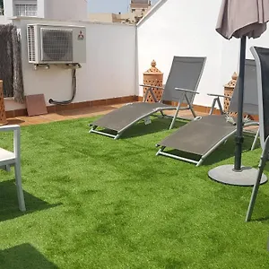 malaga-centro-terraza.hotelsinnerja.org/