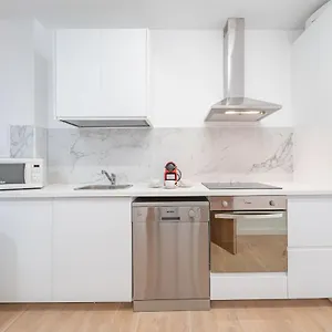 Dona Elvira Malasana Apartment
